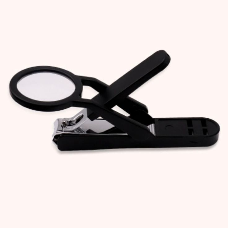 Nail Clipper with Magnifying Glass